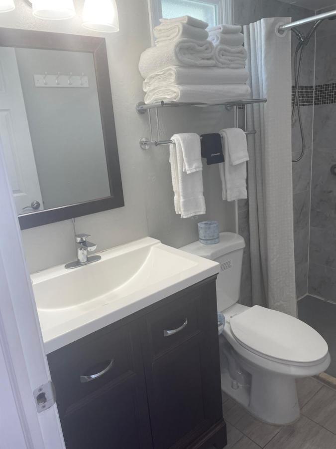 Motel Hideaway Village 2*