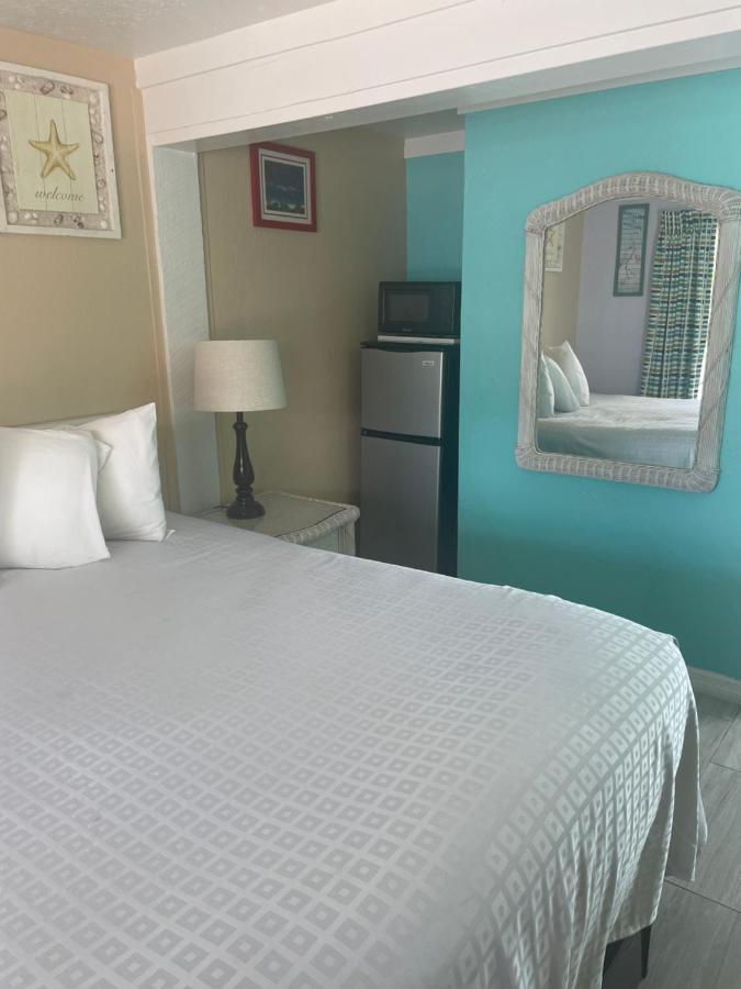 Hideaway Village 2*