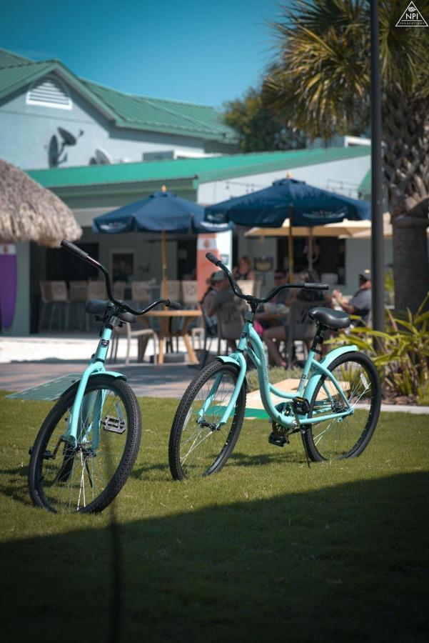 Beachside And 3*