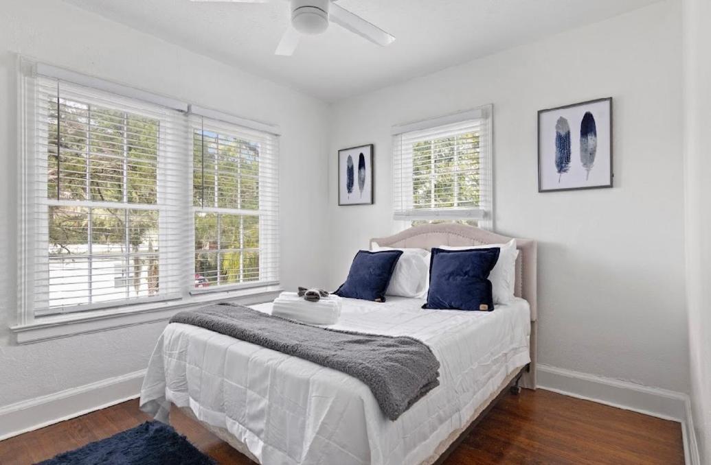 Adorable Vacation Near River Apartment *