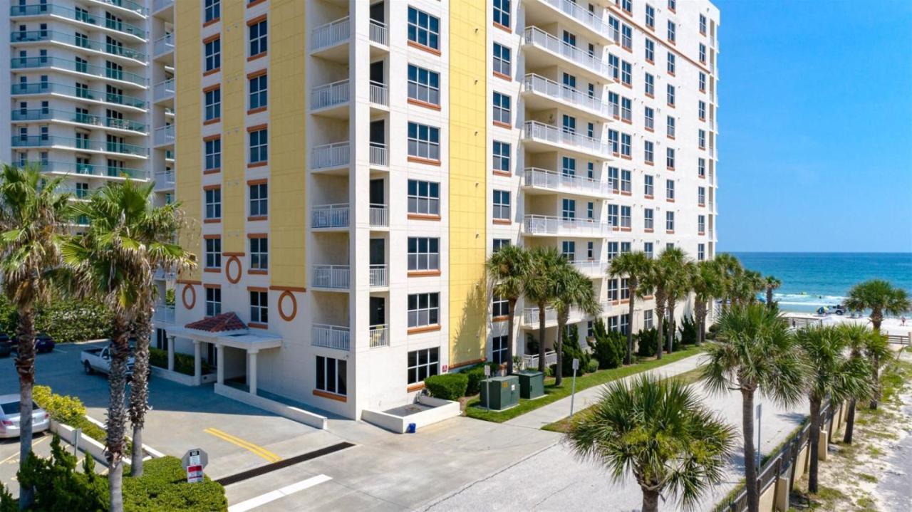 Unit 103 Opus - 3 Bedroom Ocean Front Apartment