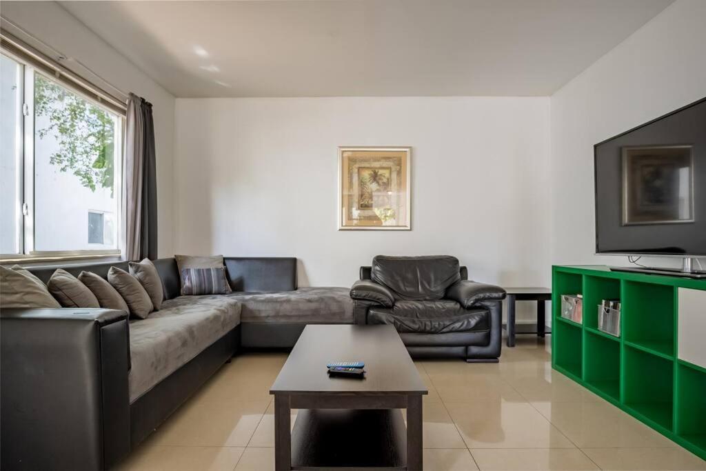 Apartment A2 - Endless Summer Vacation - 3 Bedroom Close To Casino Fort Lauderdale