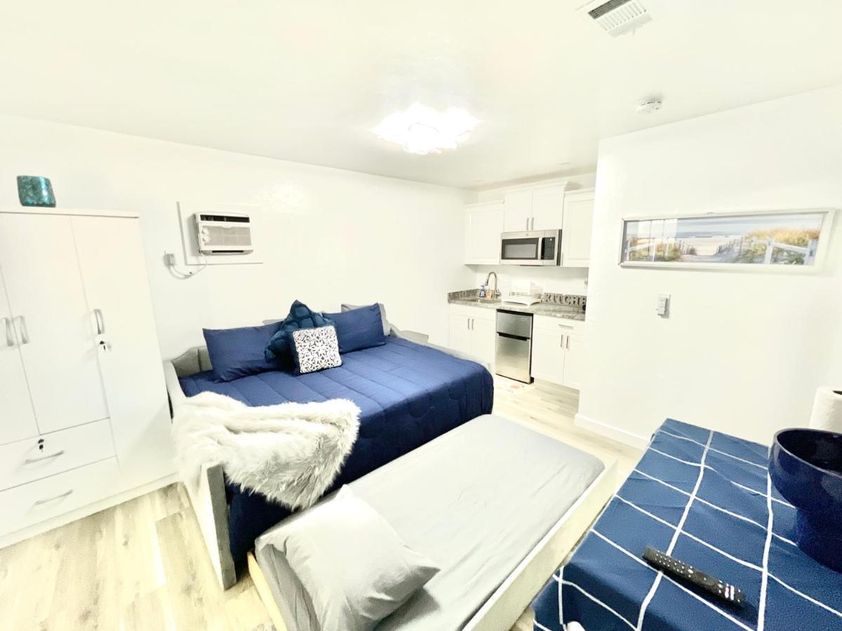 Apartment Adorable In Downtown Near Beach! *