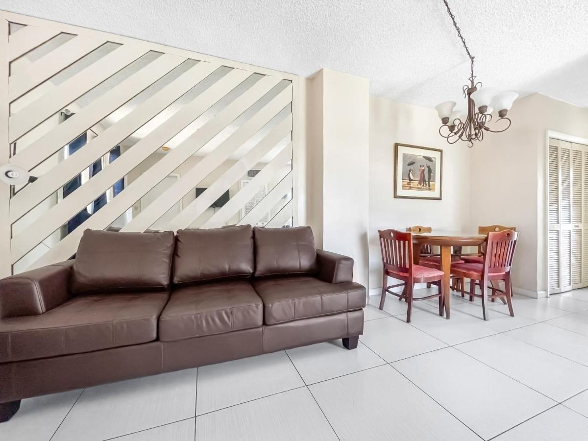 Neptune Oceanfront Rentals Hollywood