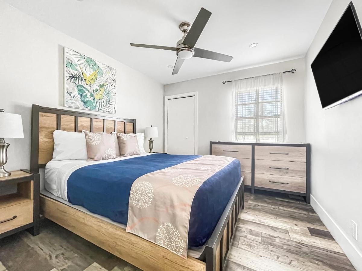 Neptune Oceanfront Rentals Apartment