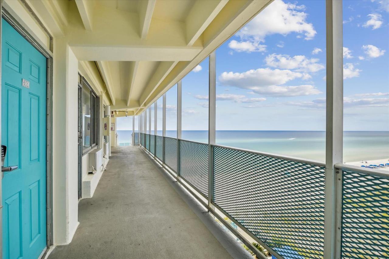 Fontainebleau Terrace #601 By Book That