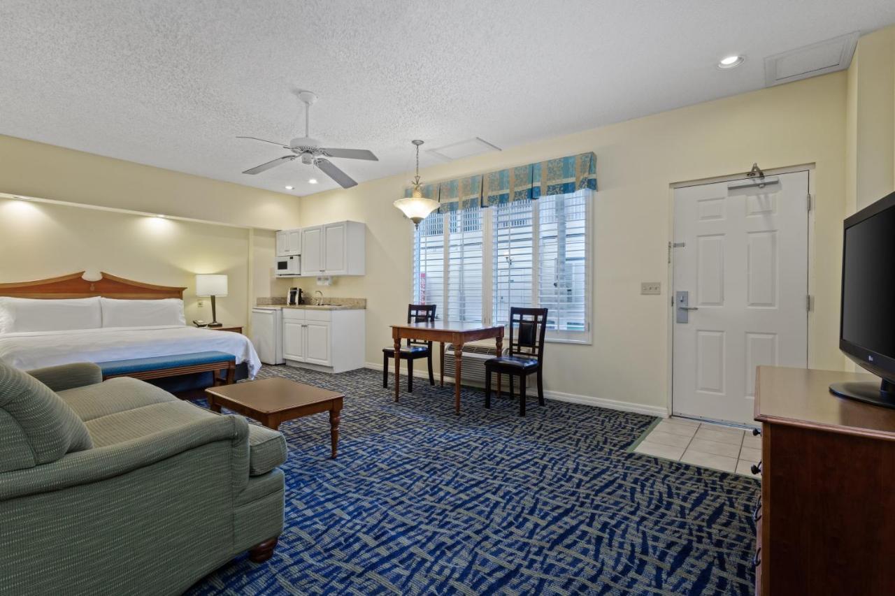 & Clearwater S-harbourside Resort 3*