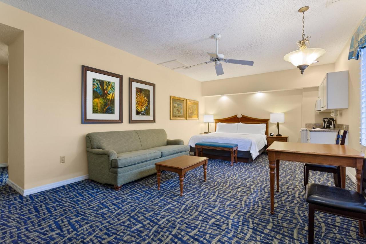 & Clearwater S-harbourside 3*