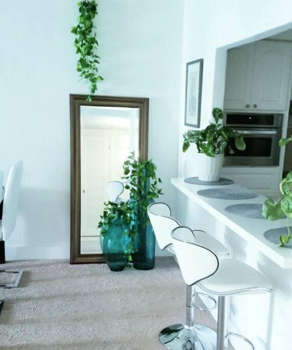 Upscale At Sunny Isles Beach