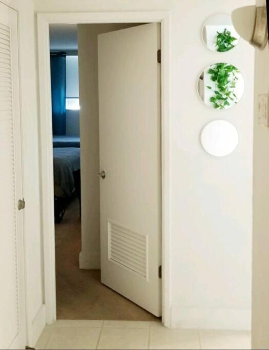 Upscale At Sunny Isles Beach