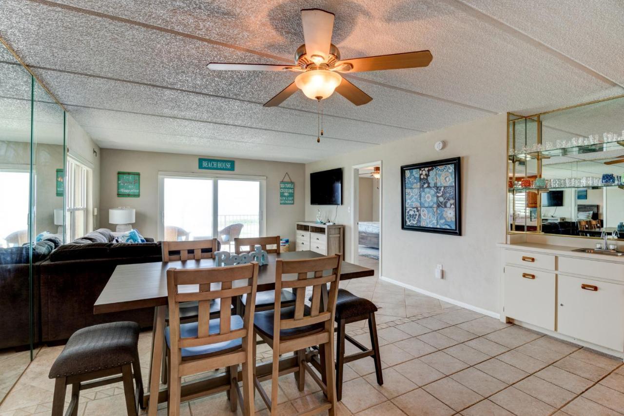 Oceanfront Sunrise 2 Bed 2 Bath With Pool Holiday home Ormond Beach
