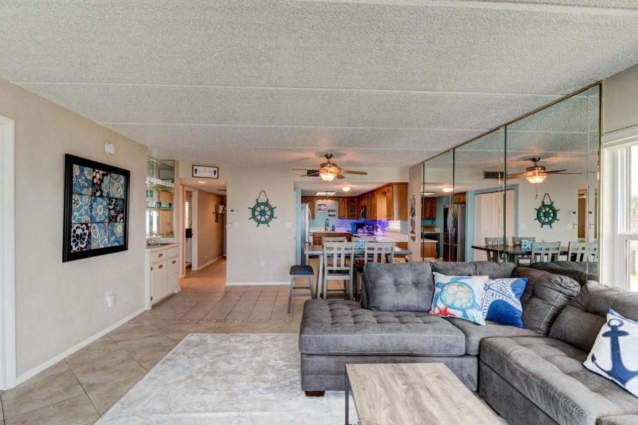 Holiday home Oceanfront Sunrise 2 Bed 2 Bath With Pool Ormond Beach