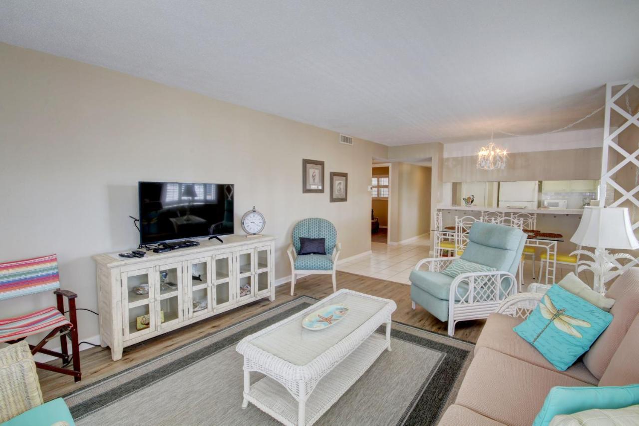 El Matador 120 - Second Floor End Unit With Easy Access To Amenities Fort Walton Beach