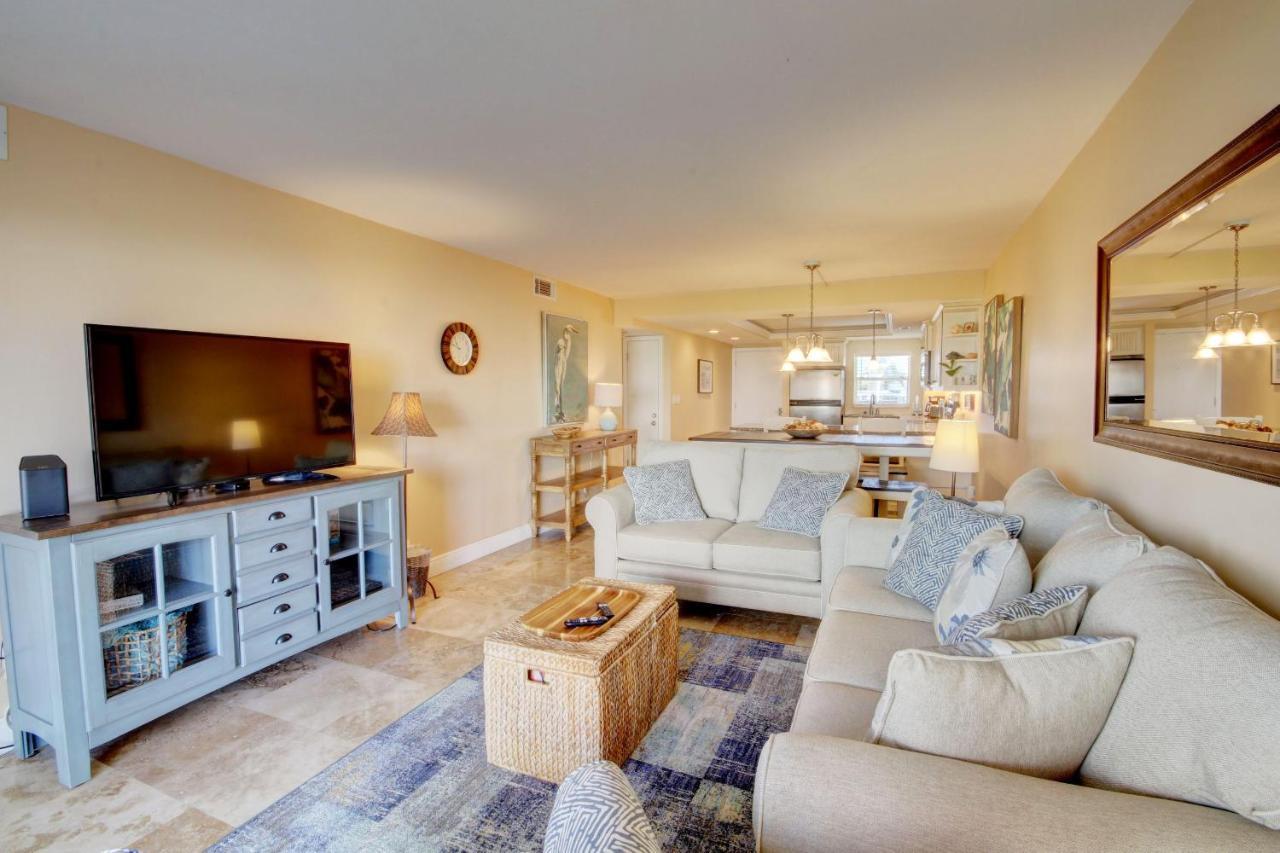 El Matador 318 - Walk Right Out To The Pool And The Beach! Holiday home *