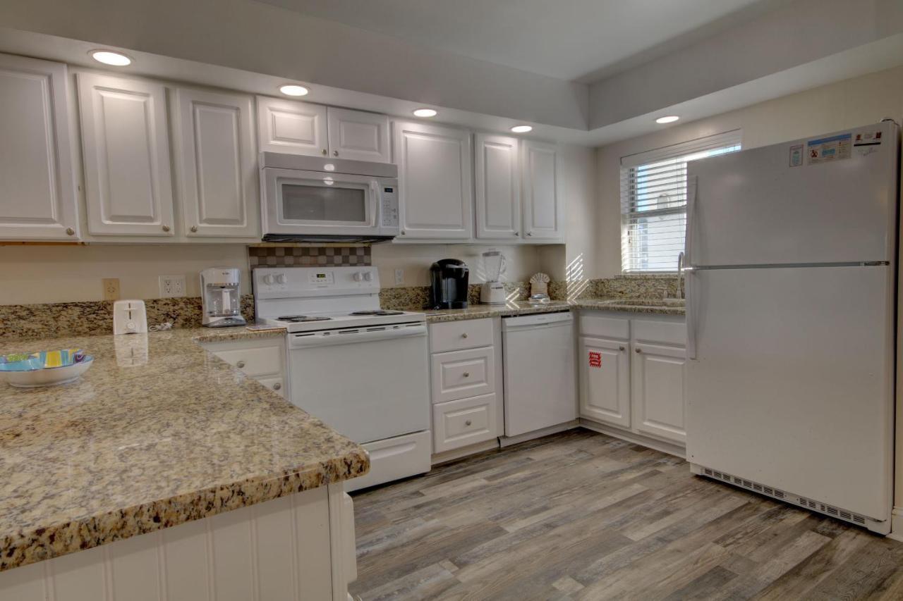 Holiday home El Matador 317 - Walk Right Out To The Pool And The Beach! *