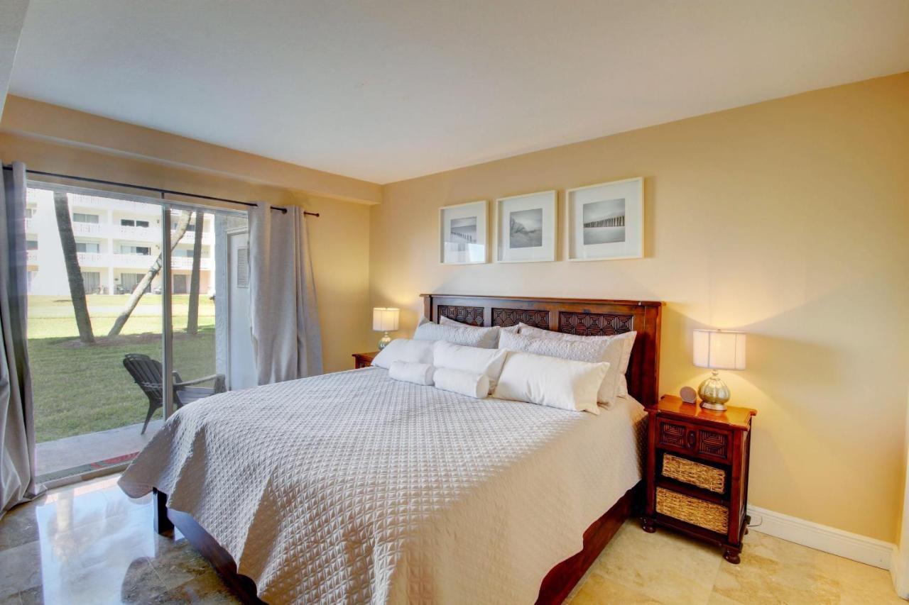 El Matador 318 - Walk Right Out To The Pool And The Beach! *
