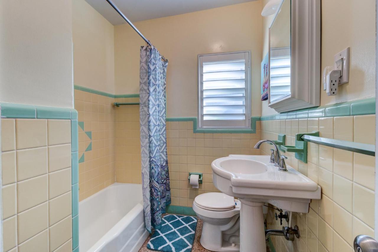 3 Bed 2 Ba Wifi Kitchen Walk To Firepit Holiday home Daytona Beach