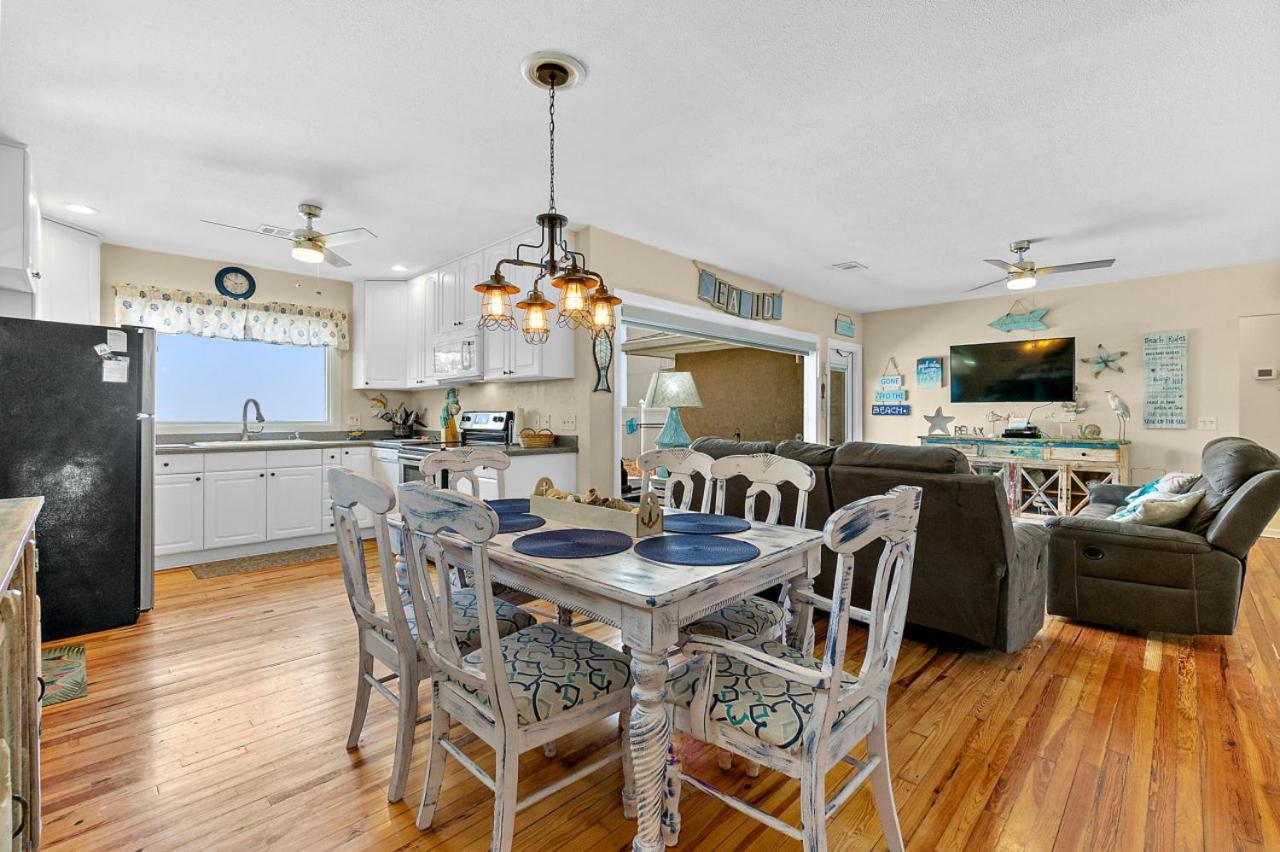 Seaside Serenity Direct Oceanfront *
