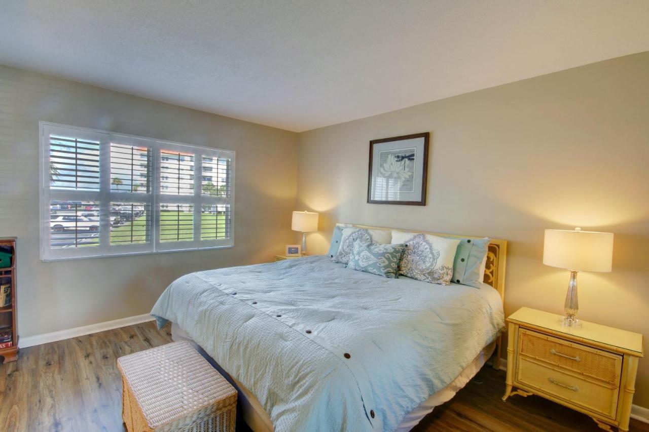 El Matador 120 - Second Floor End Unit With Easy Access To Amenities Holiday home