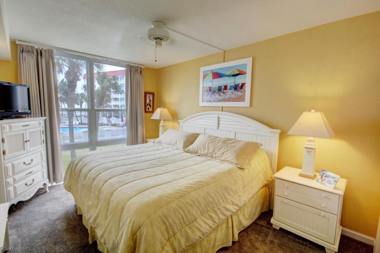 El Matador 324 - Gulf Front With Beautiful Views Of The Gulf And Pool