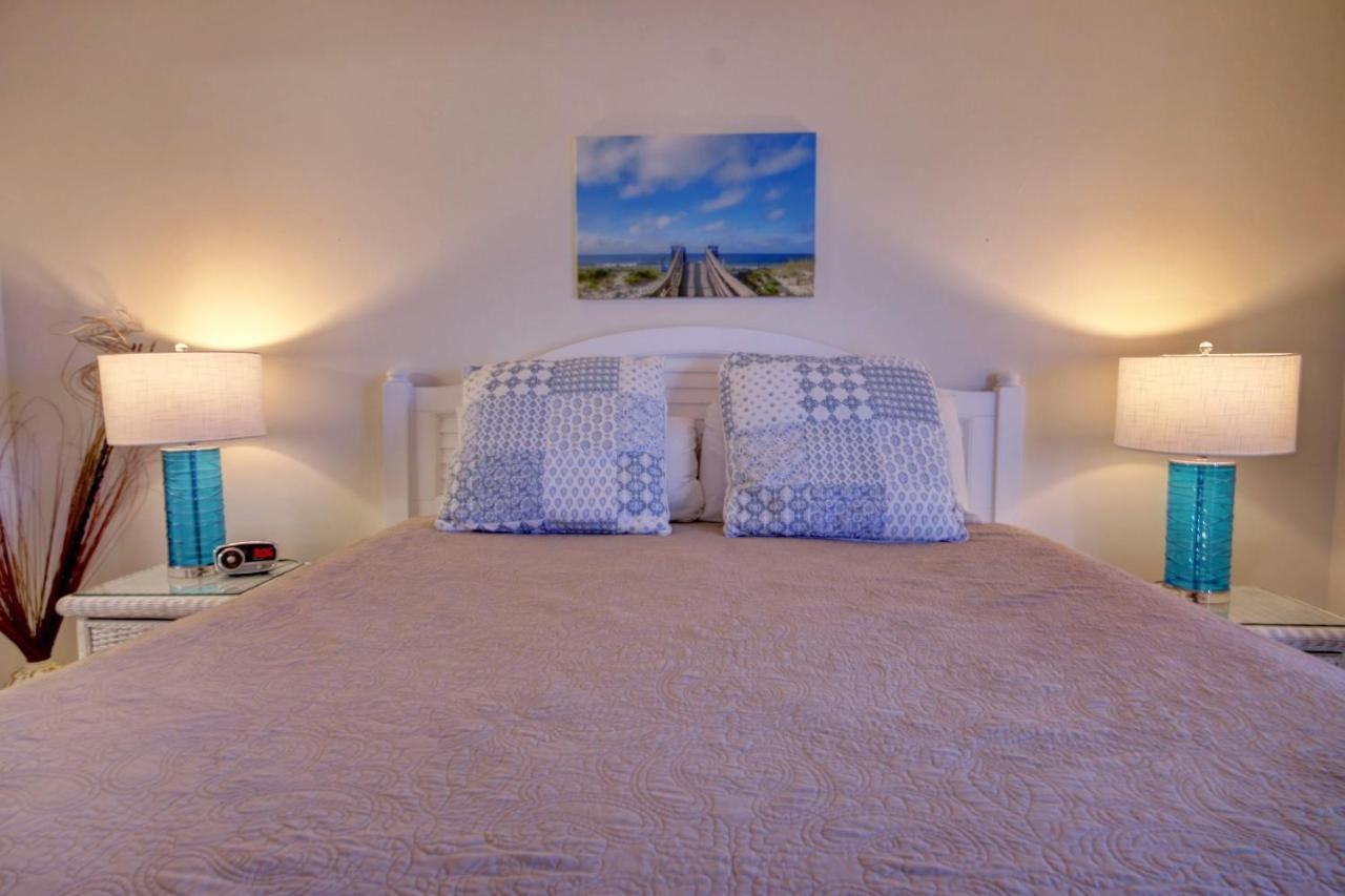 El Matador 449 - Gulf Front With Beautiful Views Of The Gulf And Pool *