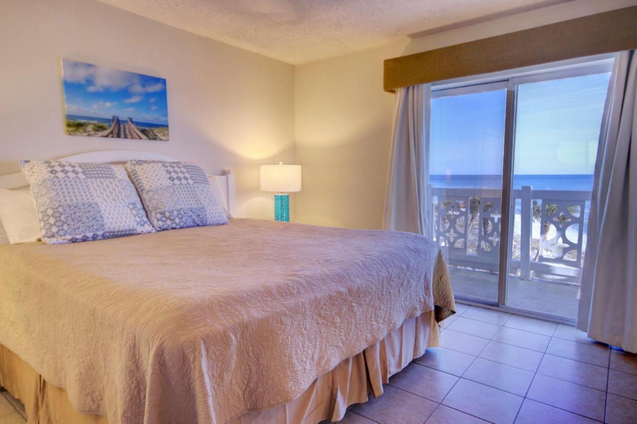 Holiday home El Matador 449 - Gulf Front With Beautiful Views Of The Gulf And Pool