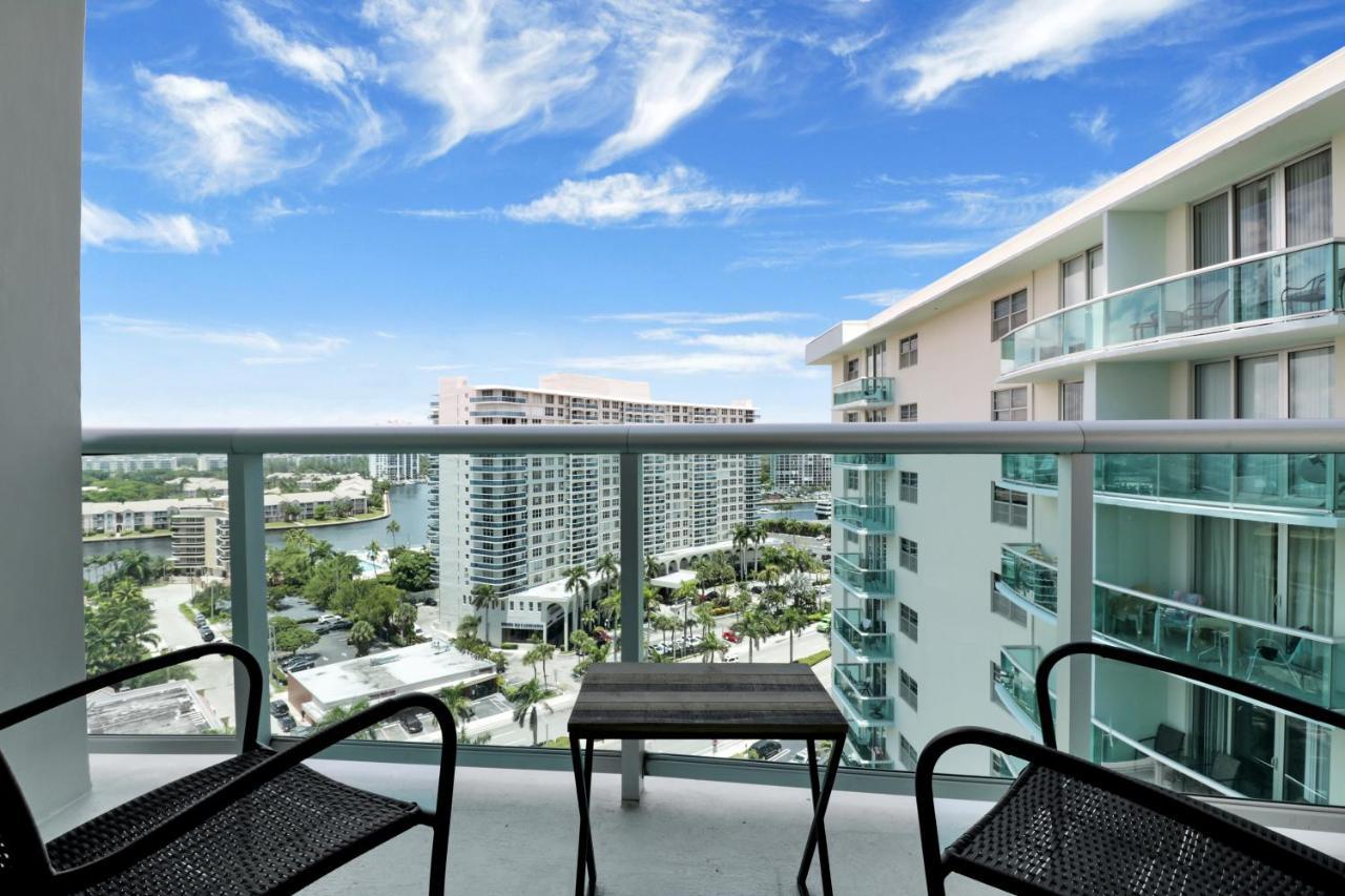 The Tides 1bedroom 15th Floor We Are On The Beach! *