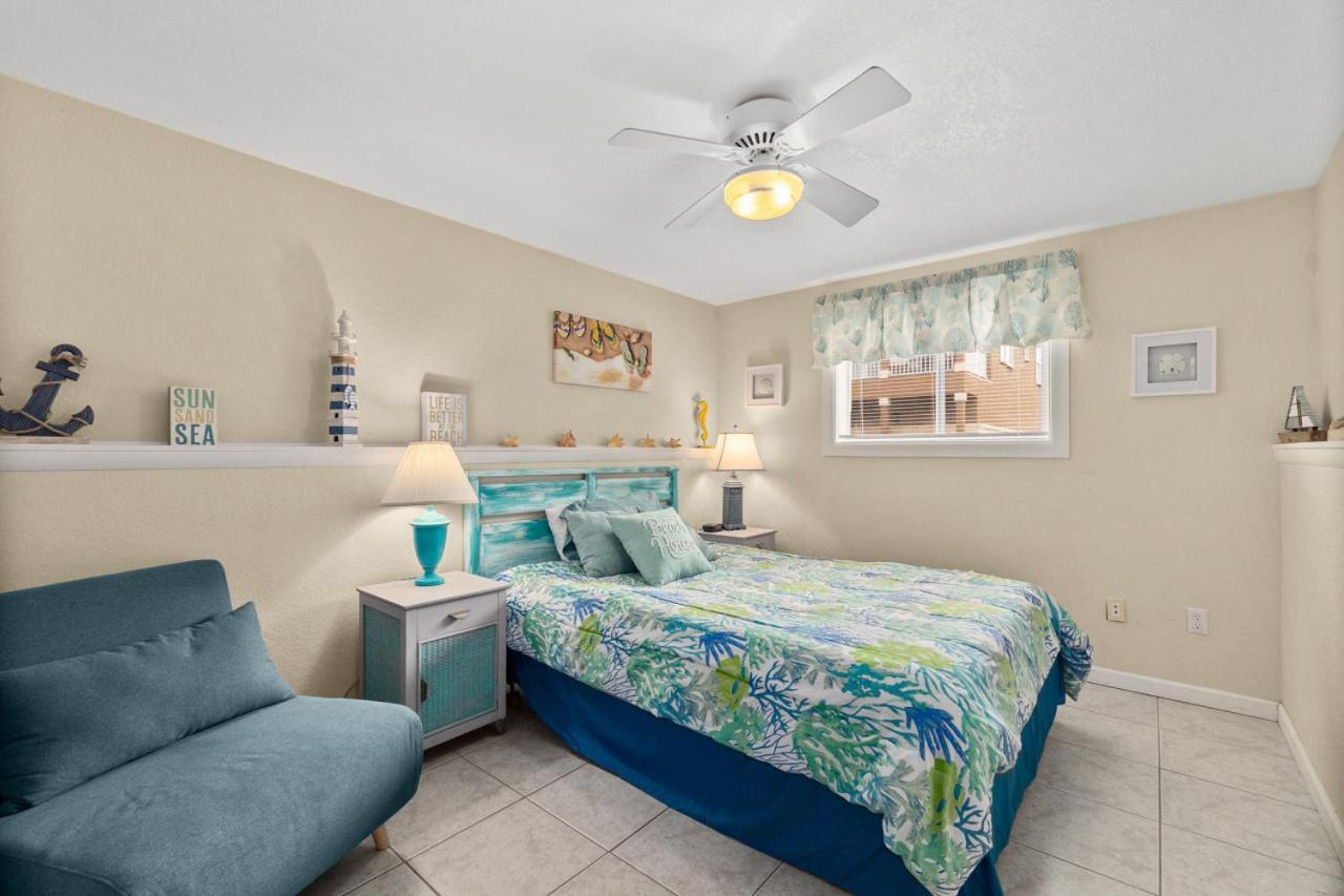 Seaside Serenity Direct Oceanfront