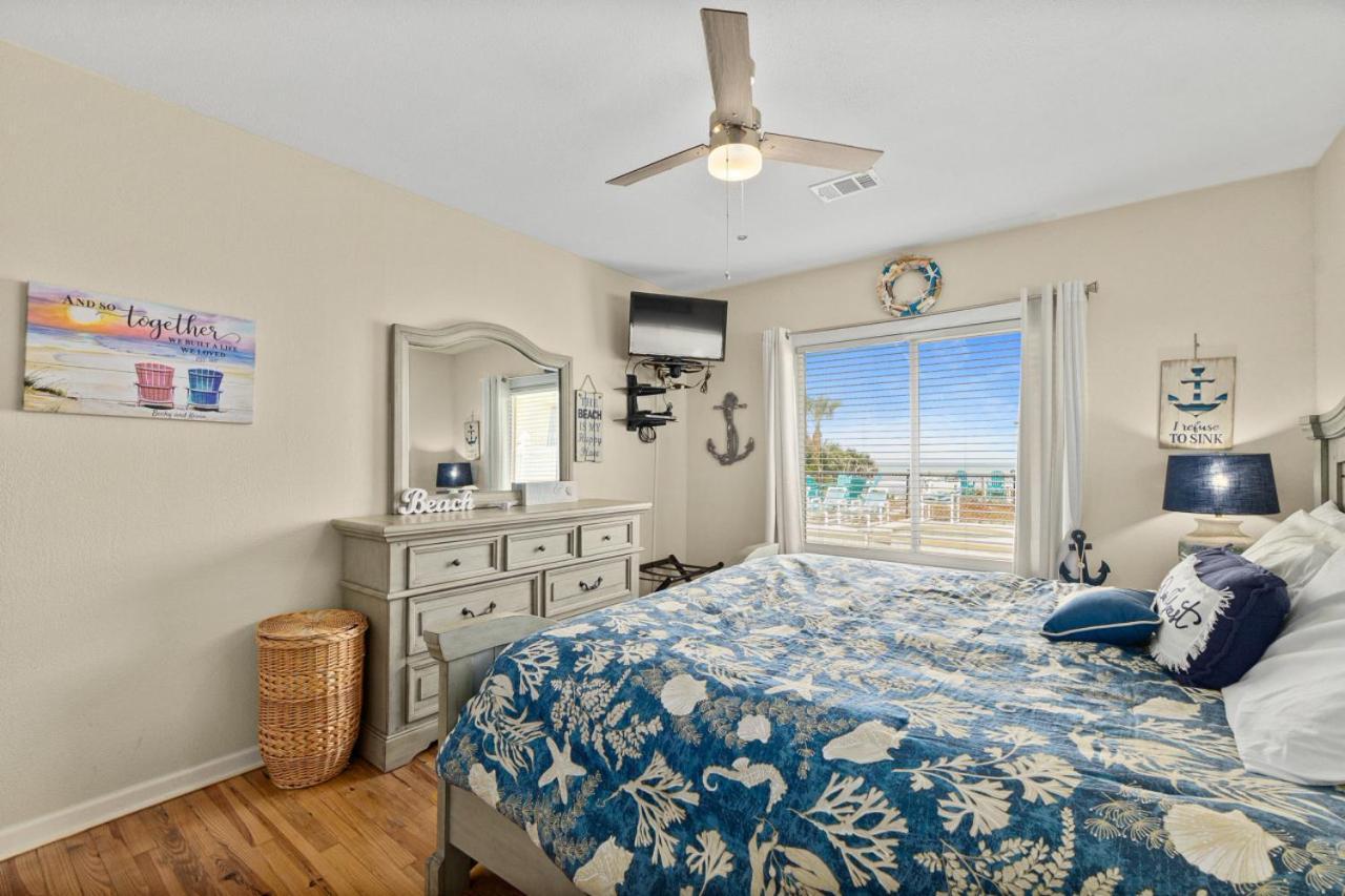 Holiday home Seaside Serenity Direct Oceanfront *