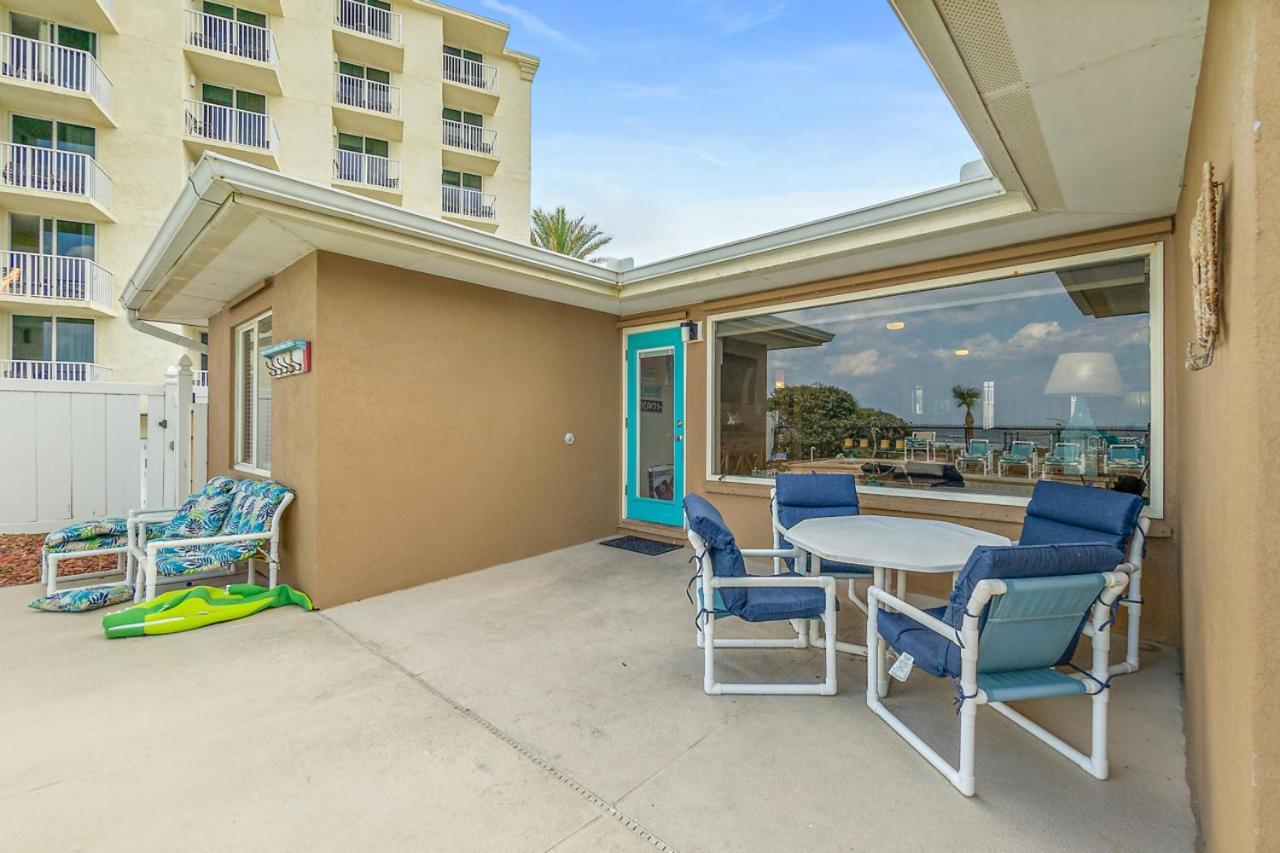 Holiday home Seaside Serenity Direct Oceanfront