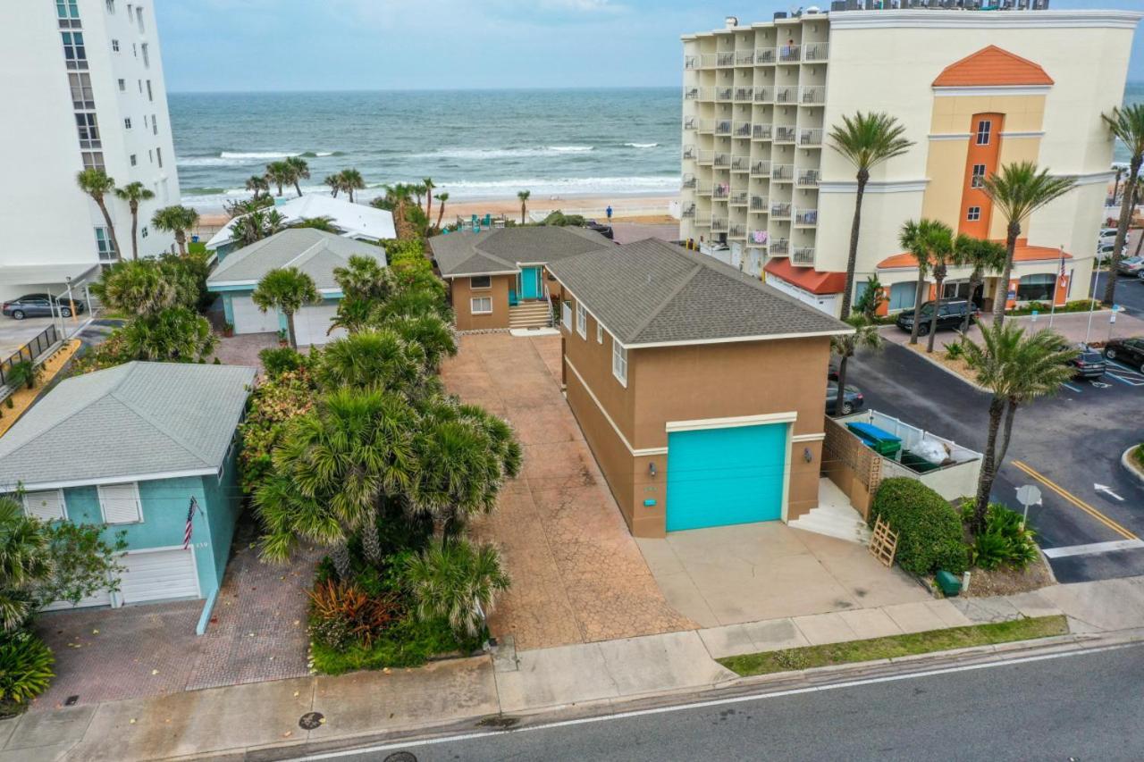 Holiday home Seaside Serenity Direct Oceanfront