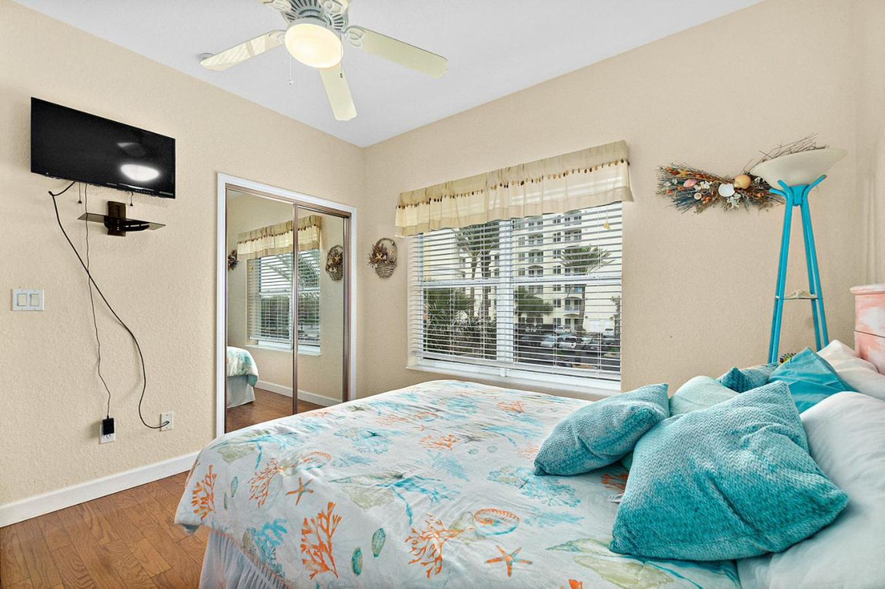 Seaside Serenity Direct Oceanfront
