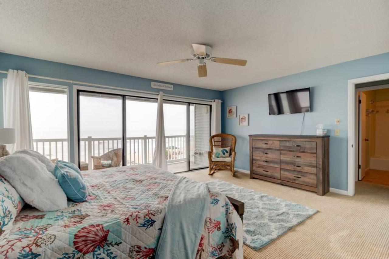 Tipsy Turtle Funky Pelican Massive Oceanfront Holiday home Palm Coast