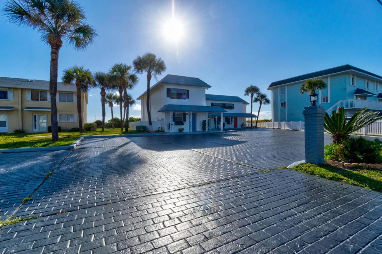 Palms Oceanfront 2 Bed Townhouse Holiday home Ponce Inlet