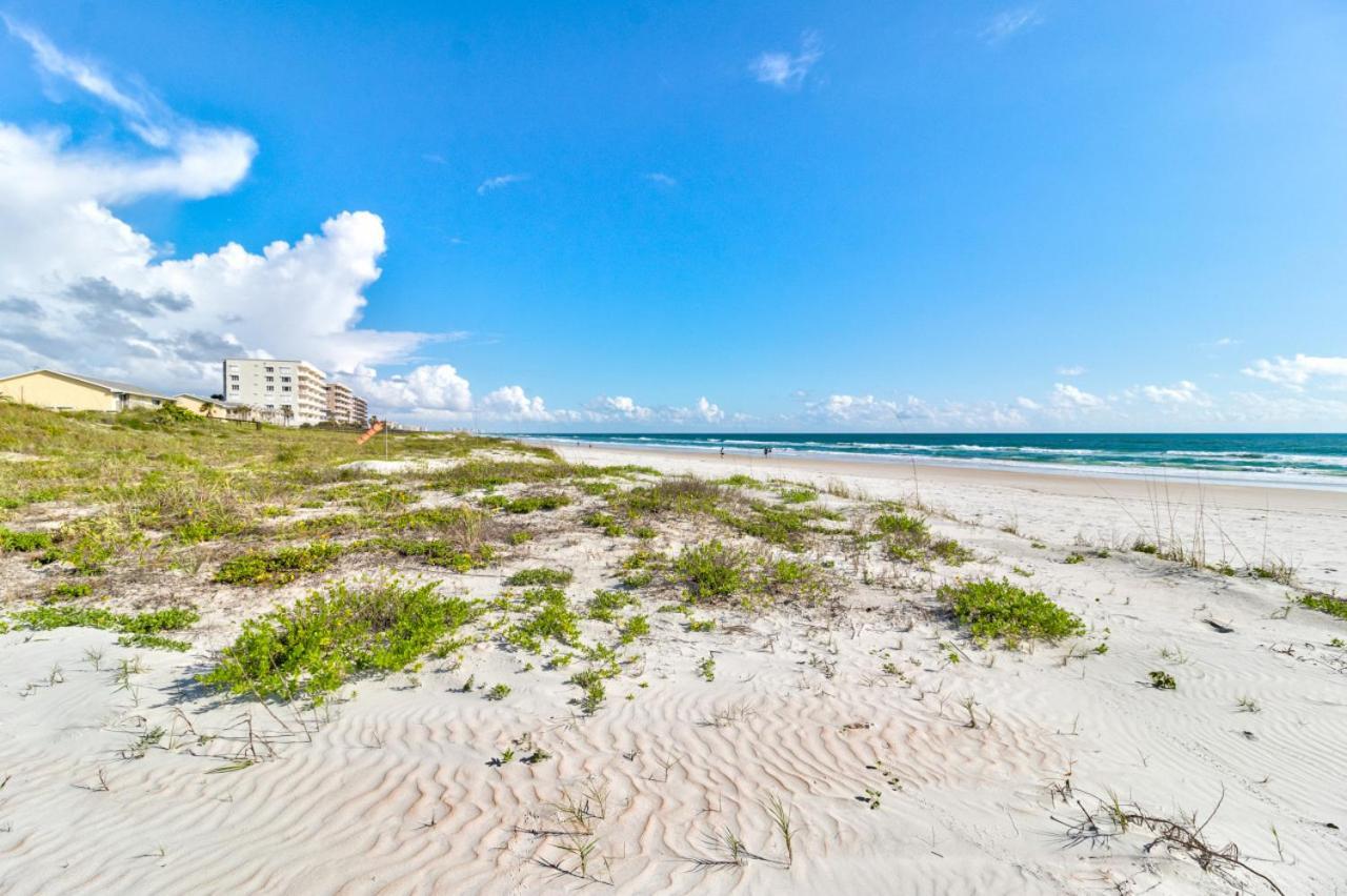 Palms Oceanfront 2 Bed Townhouse