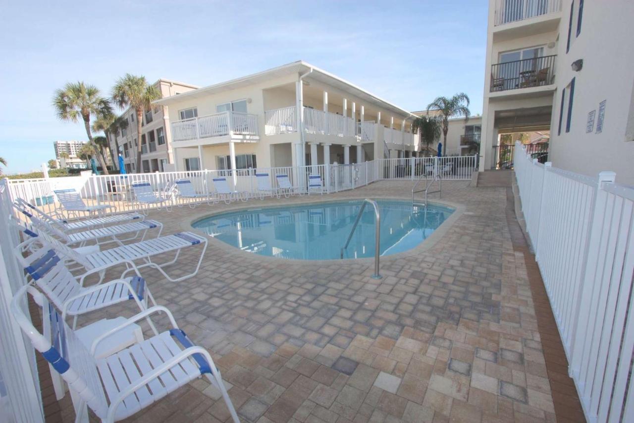 201 Belleair Club *