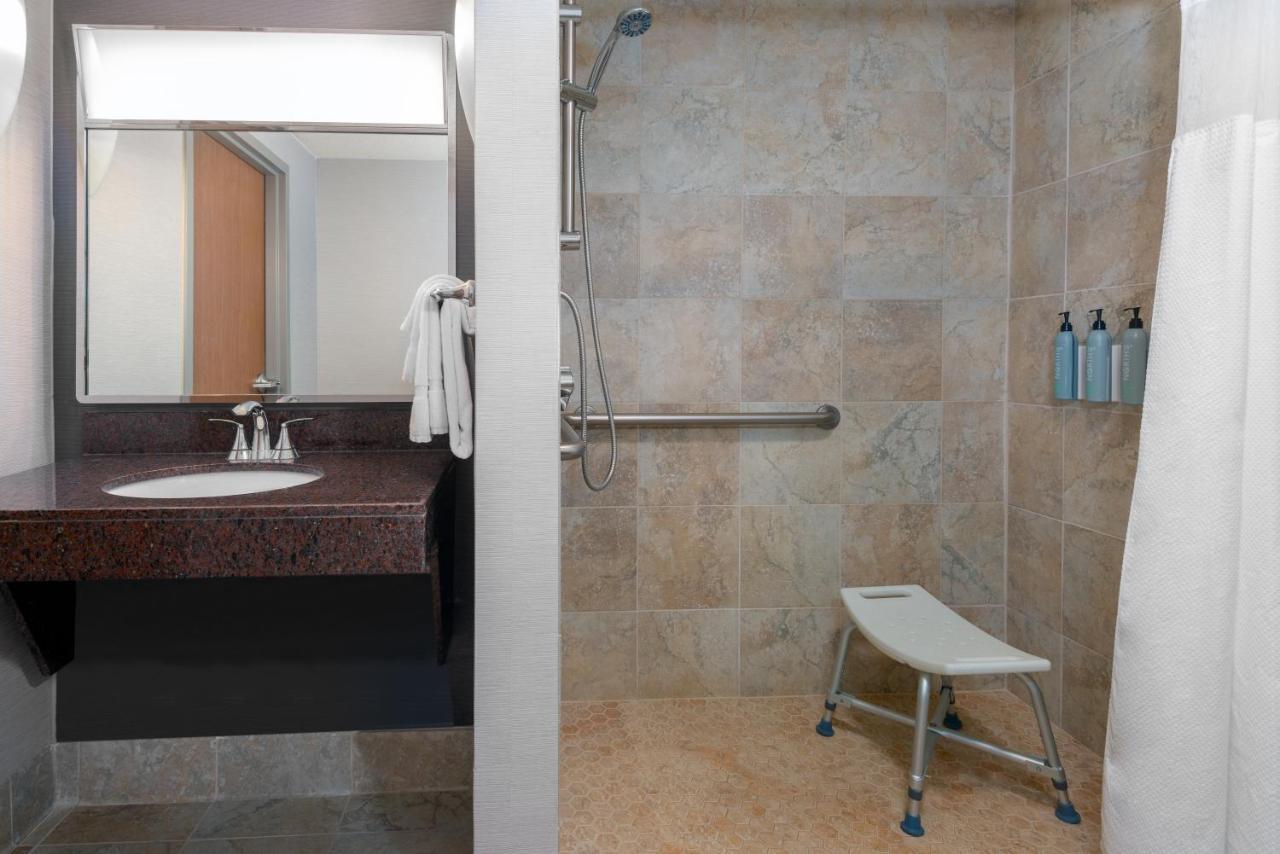Courtyard By Marriott At Town Center 3* Sarasota