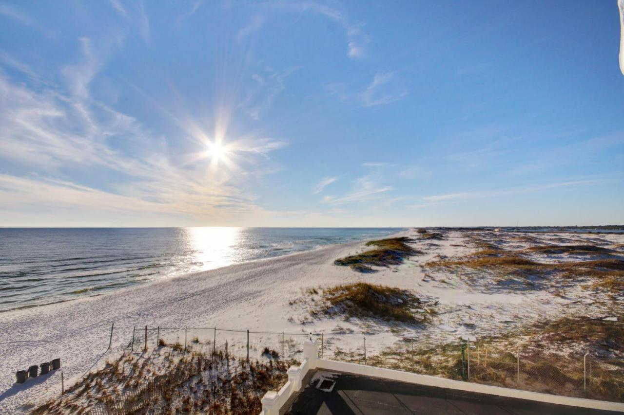 El Matador 449 - Gulf Front With Beautiful Views Of The Gulf And Pool