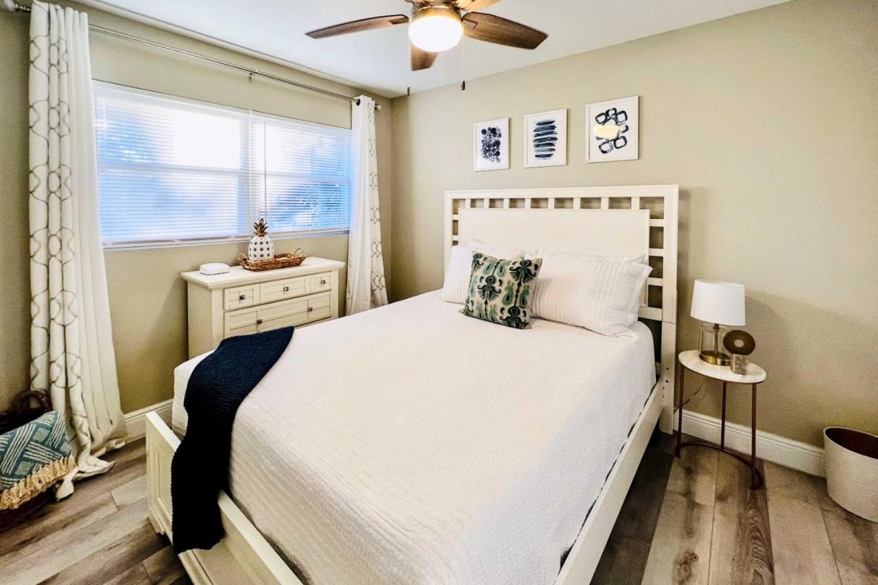 Apartment Cozy Retreat - 3 Blocks To The Coast!