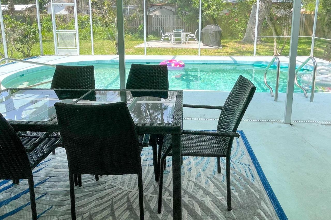 Quiet Retreat With Private Lanai And Pool! Holiday home *