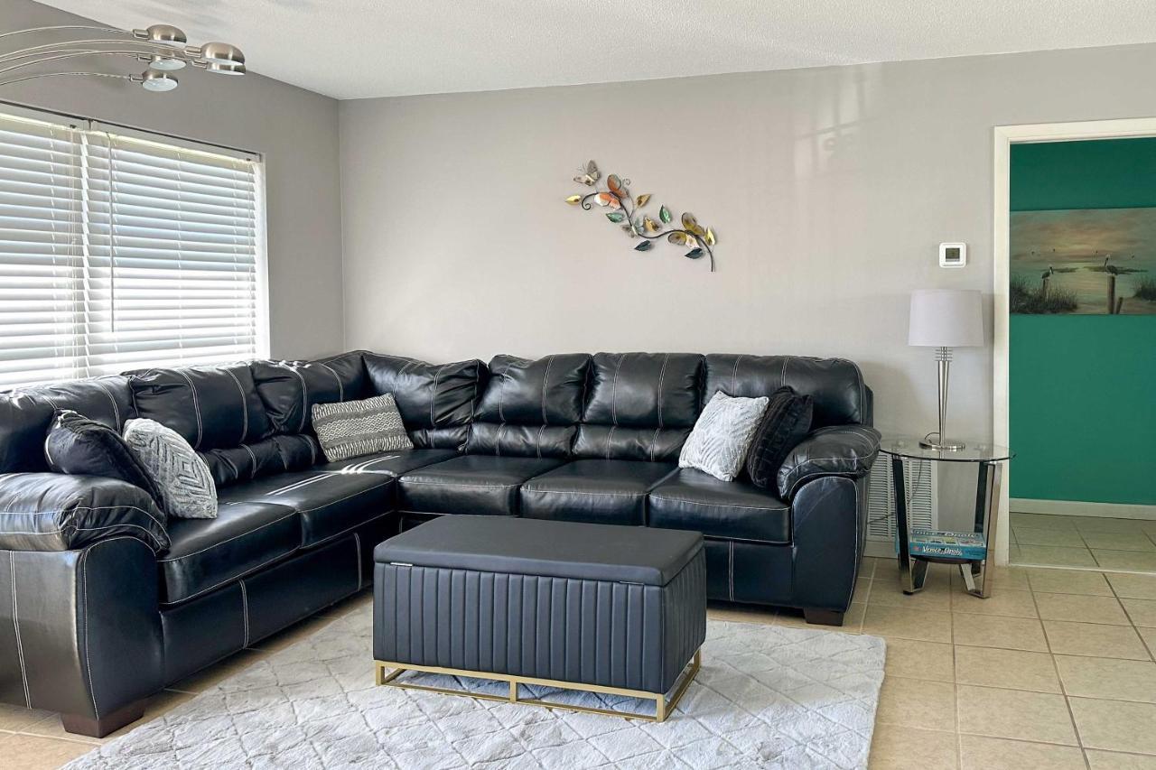 Holiday home Quiet Retreat With Private Lanai And Pool! Venice
