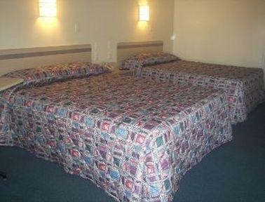 Knights Hotel