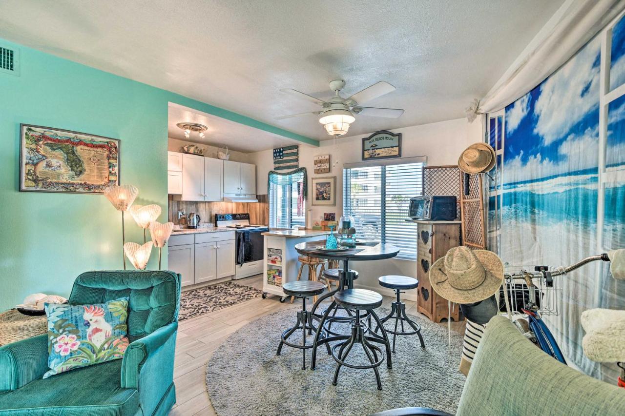 Daytona Retreat With Views And Pool Access!