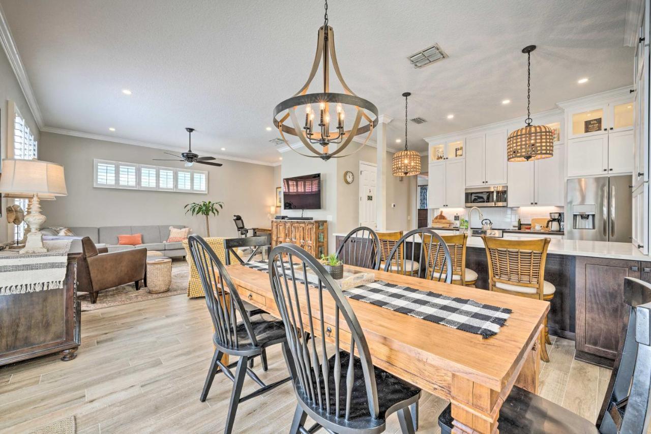 Stunning Oasis With Private Pool, 7 Mi To Disney! *