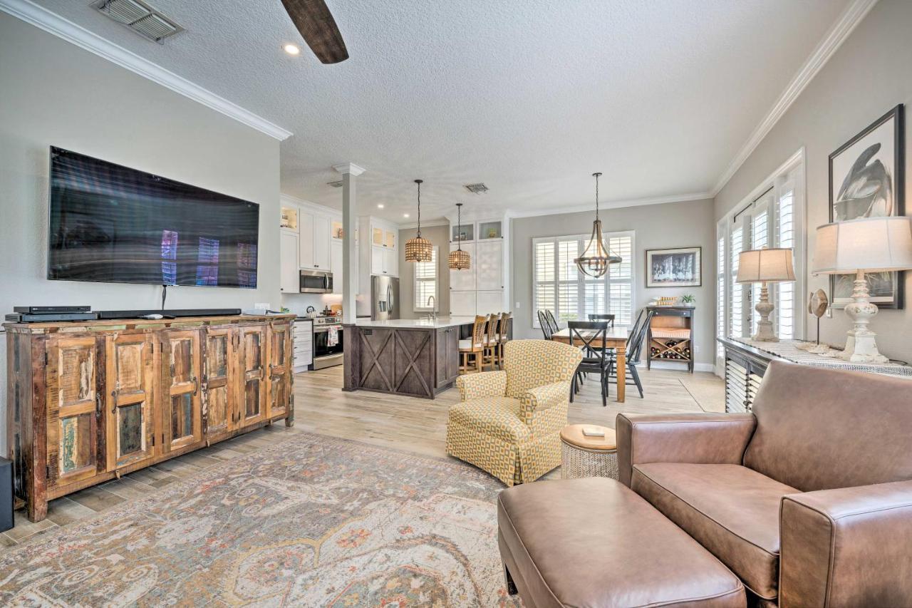 Stunning Oasis With Private Pool, 7 Mi To Disney! Kissimmee