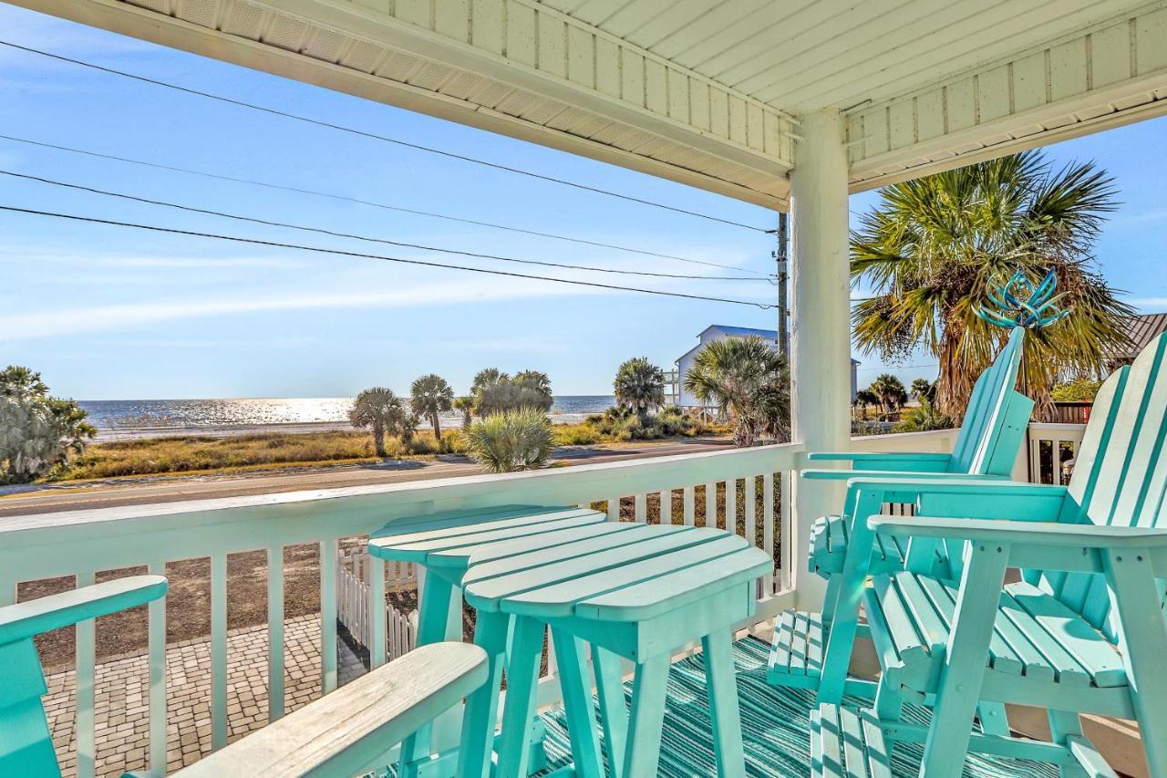 Pelican Point Holiday home