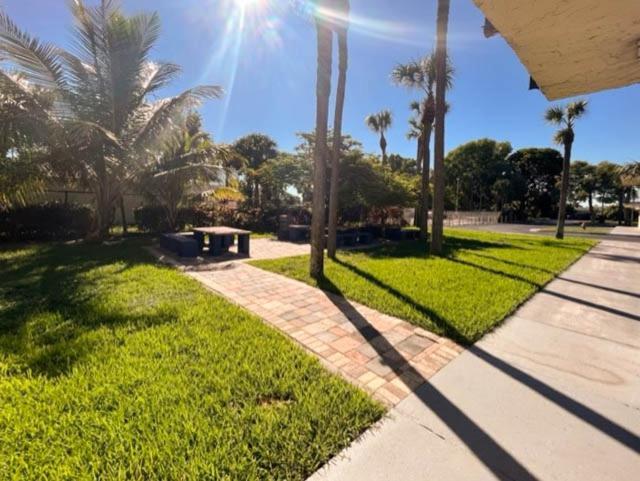 6 Riviera Fl Hotel