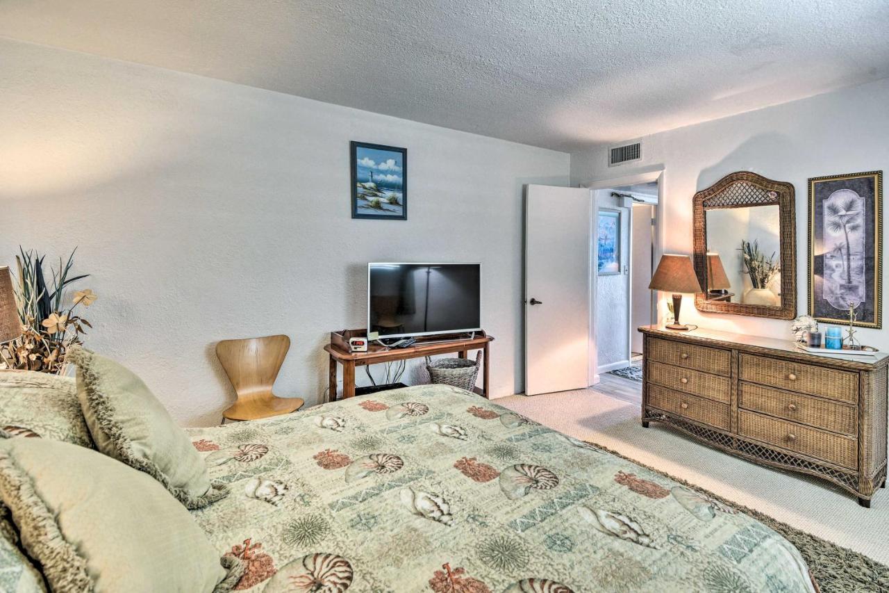 Daytona Retreat With Views And Pool Access! Apartment Daytona Beach