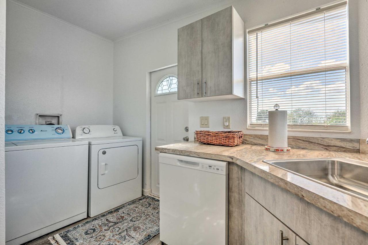 Pet-friendly 10 Mi To Okeechobee! Holiday home