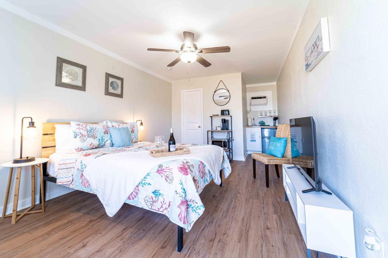 Bb Unit 8 - Chic Studio W/ Cabana & Pool Steps To Beach! * Panama City Beach